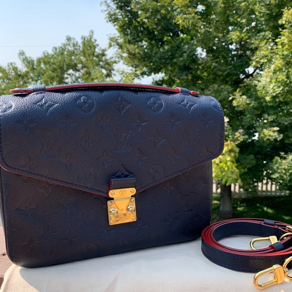 Louis Vuitton Handbags - Louis Vuitton Marine Métis -Sold